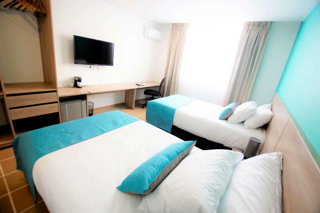 Best Western Puerto Gaitan Exterior photo
